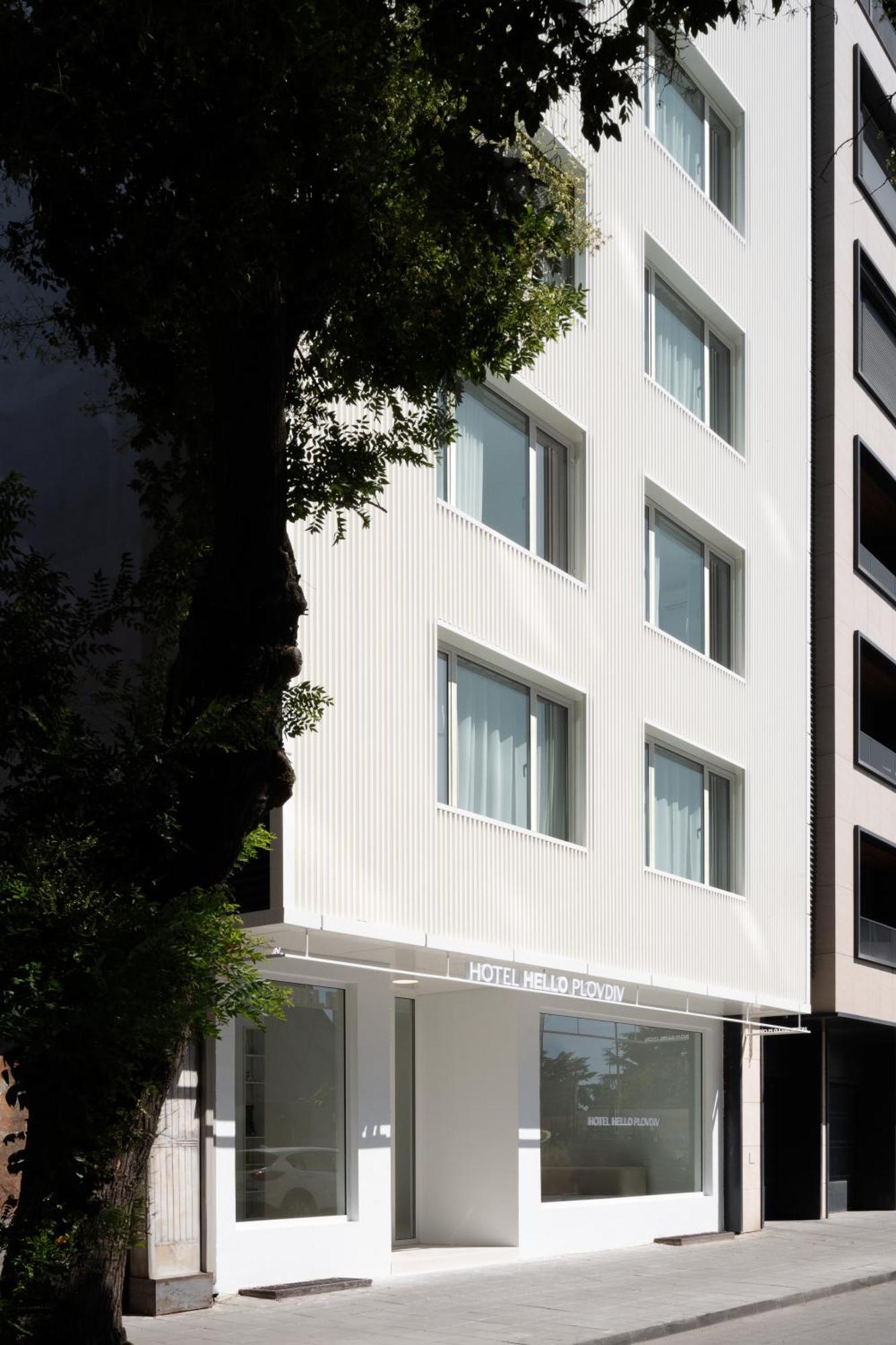 Hotel Hello Plovdiv - Free Parking And Pet Friendly المظهر الخارجي الصورة